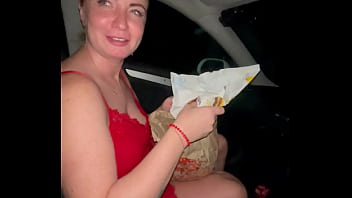 Step brother buy for her mc but before to eat she make great blowjob and finish in her mouth full mouth of sperm