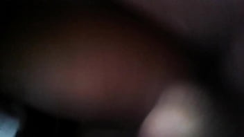 Maya cojiendo con otro desconocido mientras el esposo no esta