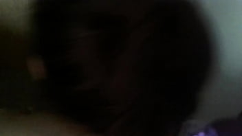 Maya cojiendo con otro desconocido mientras el esposo no esta