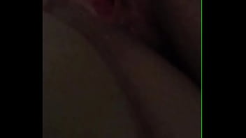 Jugosa disfrutando pensandote