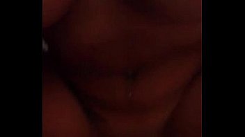 Safada sentando gostoso