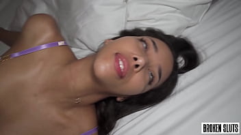 Filipino slut gets tag teamed