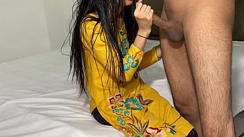 भारतीय पंजाबी सौतेली माँ को भारतीय देसी बहुत बड़े लंड वाले सोतेले लड़के ने चोदा स्पष्ट हिंदी ऑडियो पूर्ण वीडियो thumbnail