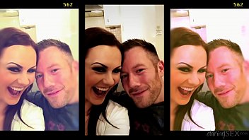 Teen bimbo knows how to handle the magic stick