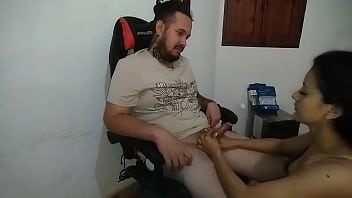 No podia creer que me estaba follando a la directora de la univercidad