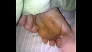 Mi mujer y mi lechita en los pies 1