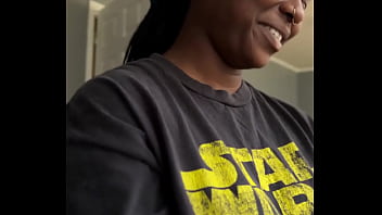 Friendly reminder that your vagina isn’t supposed to smell like flowers or fruit it’s supposed to smell like a vagi