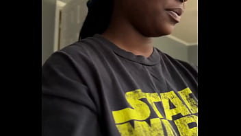 Friendly reminder that your vagina isn’t supposed to smell like flowers or fruit it’s supposed to smell like a vagi