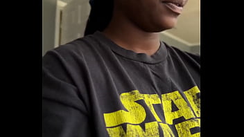 Friendly reminder that your vagina isn’t supposed to smell like flowers or fruit it’s supposed to smell like a vagi