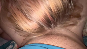 She need a facefuck in pijama