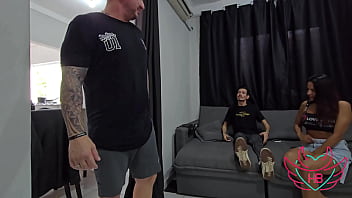 Fodi a mulher do corno no pelo e quase fui pego