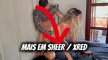 Minha melhor amiga casou com um gringo e ela deixou ele me foder muito com seu pau grande