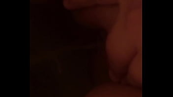 Isabella holloway peeing