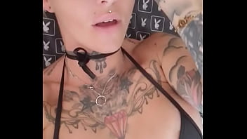 Coucou comment ça va envie d un moment coquin attend pas je suis disponible