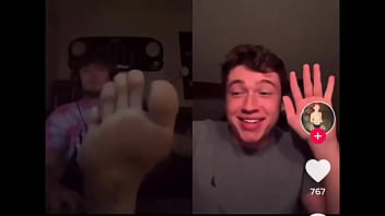 *repost without the crop horny for tiktok guys feet watch this *repost without the crop horny for tiktok guys feet watch this