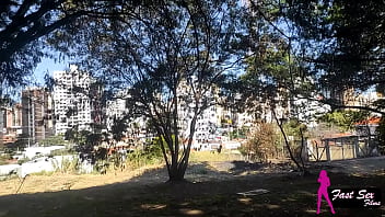 Me exibi no parquinho e tomei uma gozada no peito no meio da praça na rua i showed off in the playground and got my breasts jerked off in the middle of the square on the street