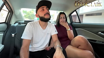 Working as an uber i fucks my client's wife while he was driving around the city