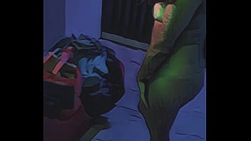 Buscando que poner de fondo en la tele antes de cachar rico