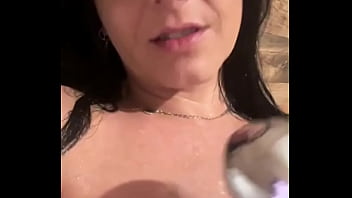 Preview milfycalla i masturbated in bath tub with peed down jacekts 180 after episode 178 i had to wash the down jacke