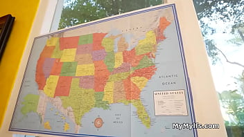 Cougar campaign manager needs cock during campaign