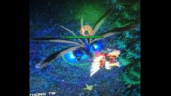 Joven elfa asaltada por troll caliente