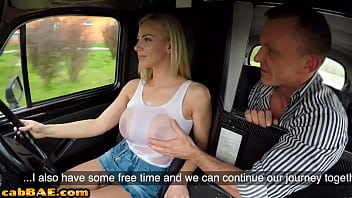 Busty blonde cabbie sucks after riding her passenger