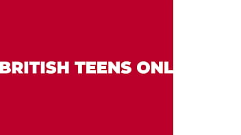 British teen humps her pillow