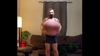 I find myself very attractive beautiful and feminine massive boobs and sexy legs in high heels