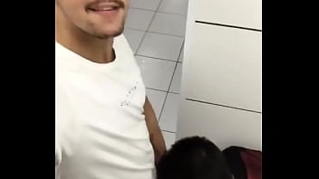 Mamando Macho thumbnail