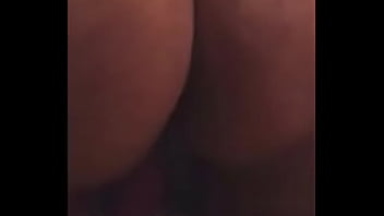 Esposa caliente se mata sola horny wife pleasures herself