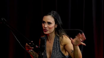 Gosta de viver o presente contou o que a deixa excitada gosta de homem divertido e o teste que a assustou taluane boom watch sheer red