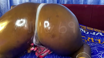 I get off all by myself if my an cant make it me rub my pussy in your face