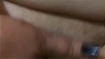 Femme poillu se fais jouir