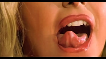 Anal fuck in the king's room with the busty damsel