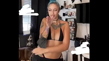 Caliente perra te pondra la verga dura