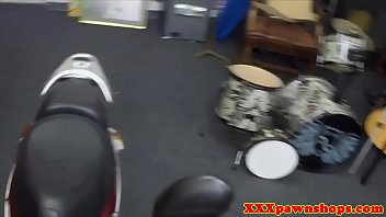 Cocksucking pawnee shows her ass and pussy