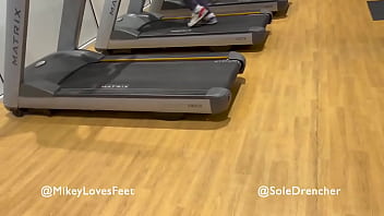 Now streaming on my sites feet uring soledrencher