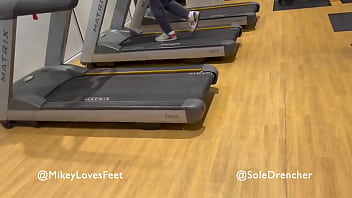 Now streaming on my sites feet uring soledrencher