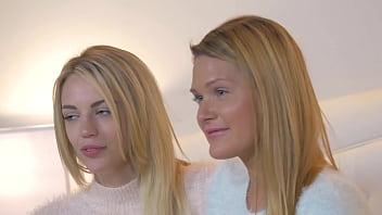 Abby cross and blake eden like to scissor then taste their combined wetness