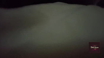 Madura gime como loca y me pide que le bese el cuello flash