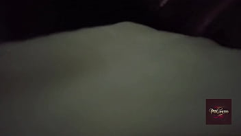 Madura gime como loca y me pide que le bese el cuello flash