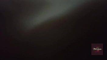 Madura gime como loca y me pide que le bese el cuello flash