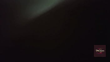 Madura gime como loca y me pide que le bese el cuello flash