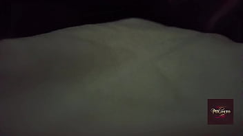 Madura gime como loca y me pide que le bese el cuello flash