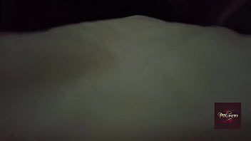 Madura gime como loca y me pide que le bese el cuello flash