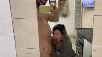 Me fodeu e pediu pra gozar dentro da buceta mollhada