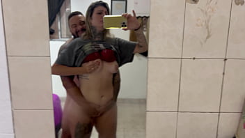 Me fodeu e pediu pra gozar dentro da buceta mollhada