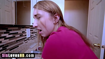 Hooked on bro's suck session explodes into sofa slam