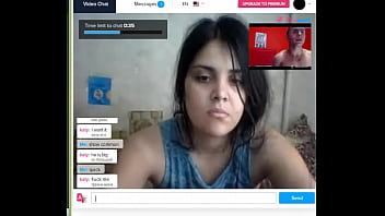 Webcam girl showing her boobs