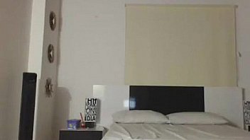 Hot camgirl showing ass on live cam